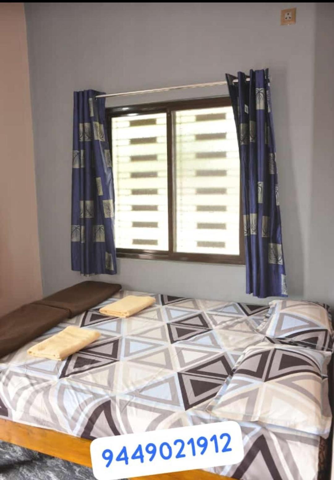 Classic Homestay Хампи Экстерьер фото