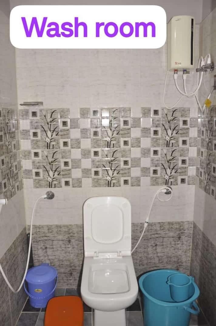 Classic Homestay Хампи Экстерьер фото