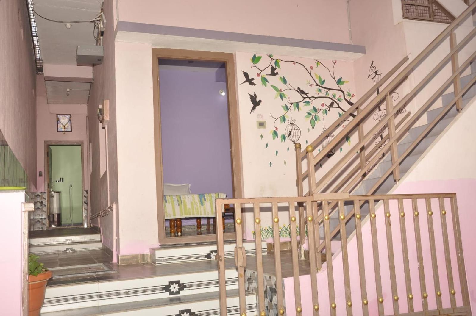 Classic Homestay Хампи Экстерьер фото